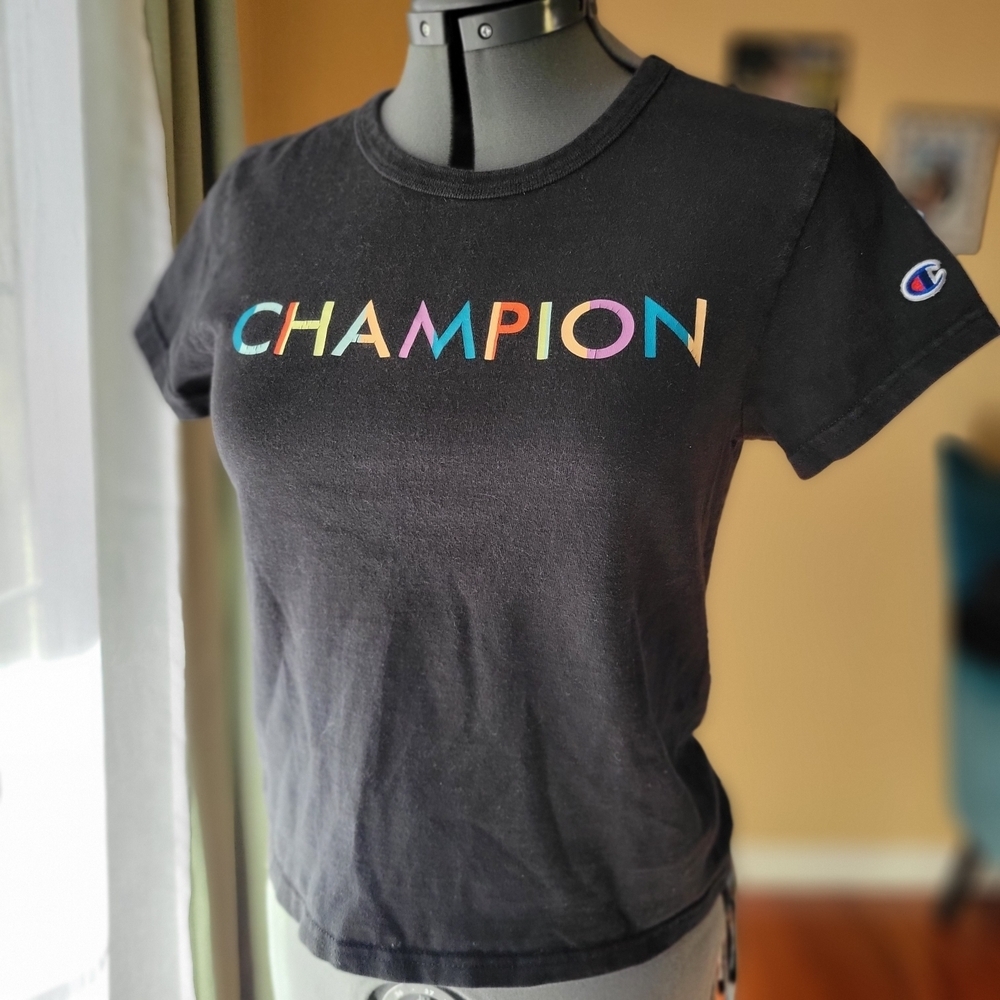 Champion 100% Cotton Black Rainbow Logo Graphic T Shirt Tee Women's‎ Medium